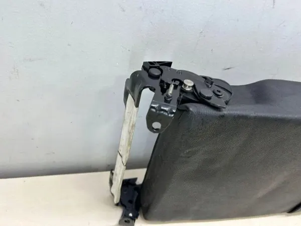 Käsinoja OEM 7P6885081N VW Touareg 7P5 2011 image 5