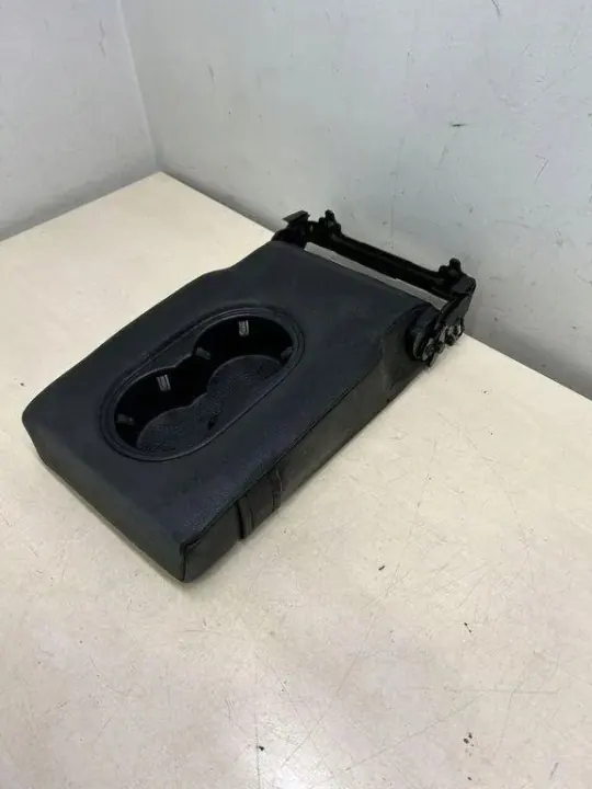Käsinoja OEM 7P6885081N VW Touareg 7P5 2011 image 7
