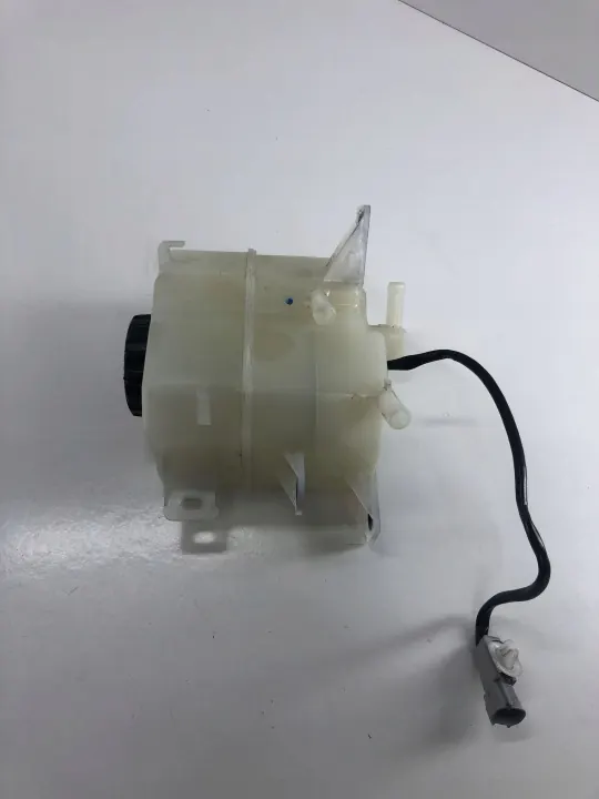 Bremsflüssigkeitsbehälter Toyota RAV4 OEM UVY1461 image 7