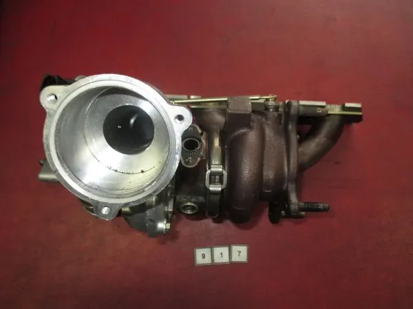 Turbokompressor AUDI A8 2.0 TFSI 06H145713D image 3