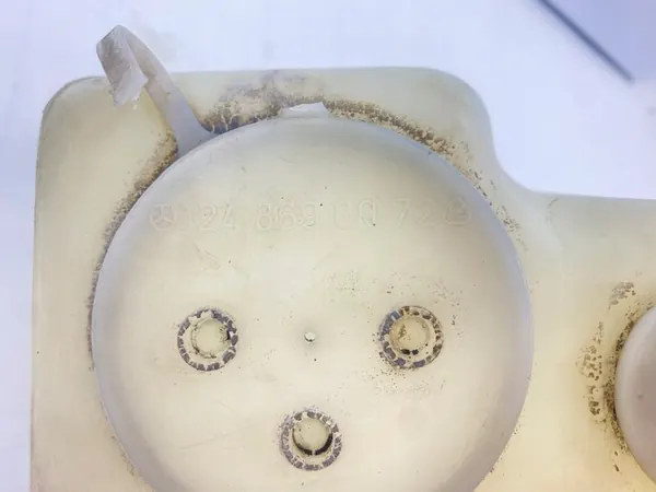 Pyyhkijännestepullot Mercedes W201 190 OEM 2018690620 image 10