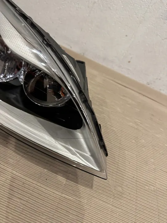 VOLVO XC60 08-13 Oikea Halogeenivalo 30763144 image 3