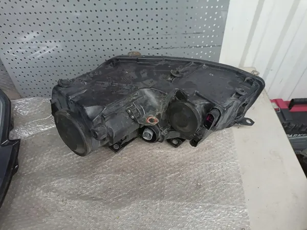 Farol Dianteiro Direito VW Golf VI 5K0941006C image 5