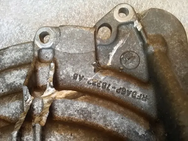 Versnellingsbakdeksel OEM 8A8P-7B332-AB Ford Edge/Fusion image 5