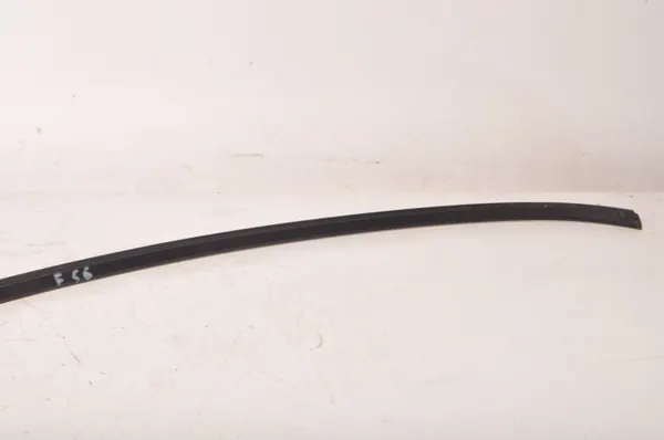 OEM 352935 MINI Motorhuv Kromlist - Begagnad image 9