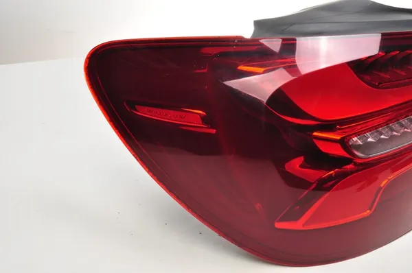 LÁMPARA TRASERA IZQUIERDA MERCEDES W176 A1769065000 image 2