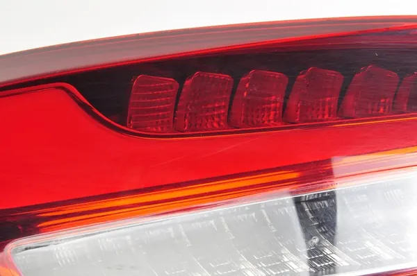 LÁMPARA TRASERA IZQUIERDA MERCEDES W176 A1769065000 image 3