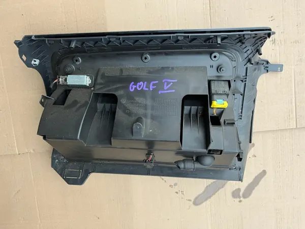 OEM 1K1857290 Kolfiber Handskfackslist VW Golf V image 4