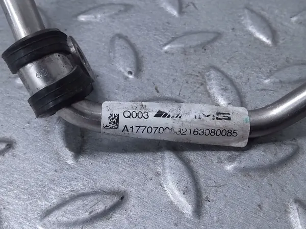 Conducto de inyección Mercedes-Benz OEM A1770700632 image 3