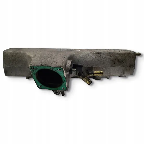 Käytetty imukansi OEM 06B133223AD VW Passatille image 5