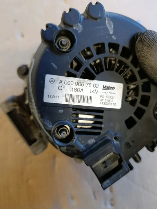 MERCEDES GLK X204 2.2 CDI Vaihtovirtageneraattori 14V 180A image 3