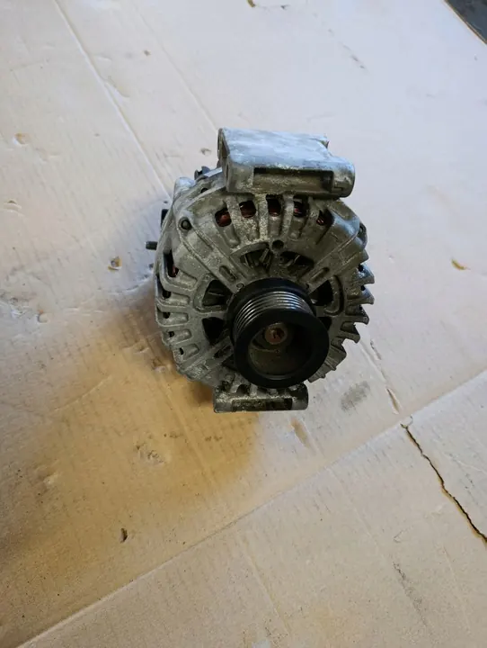 MERCEDES GLK X204 2.2 CDI Vaihtovirtageneraattori 14V 180A image 4