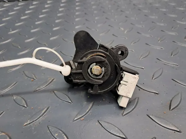Insert de clé de serrure coffre BMW OE pour E46 Coupé image 3