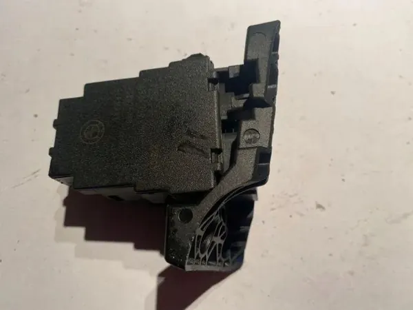 Contacteur d'allumage BMW OEM 10862610 pour Série 3 E90 image 2