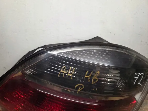 Höger baklampa Opel Astra H III Lift 07-10 1222356 image 3