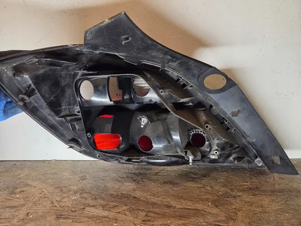 Höger baklampa Opel Astra H III Lift 07-10 1222356 image 8