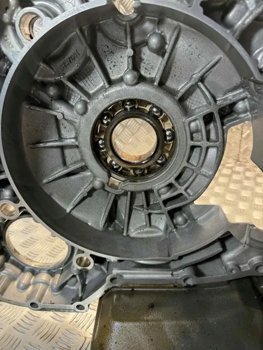 OEM 2107457 Getriebegehäuse für Scania GRS image 6
