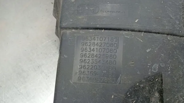 Ilmansuodattimen Kotelo Peugeot 206 1.4B 02R 9634107180 image 6