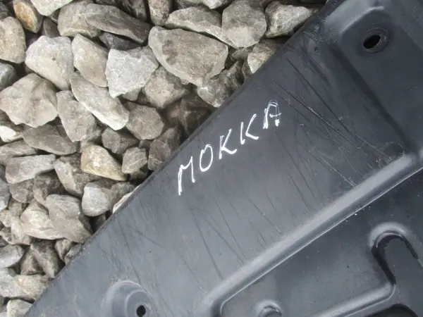 Opel Mokka motorlocksplatta OEM 94550786 Fram image 10