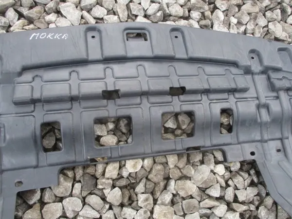 Opel Mokka motorlocksplatta OEM 94550786 Fram image 4