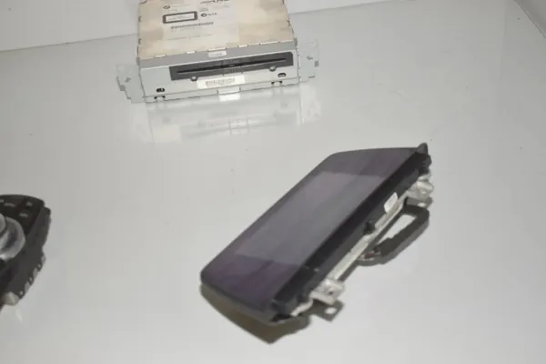 BMW Navigationssystem OEM 9286699 för 5-serien F10 image 9