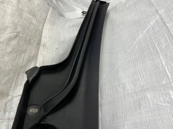 OEM 2138308703 Cache Pare-brise Mercedes W213 image 4