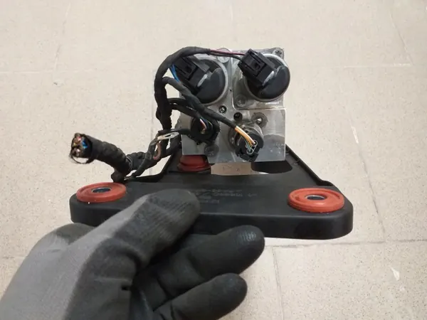 BMW Kleppenblok Pomp Adaptief OEM 6794578 image 9