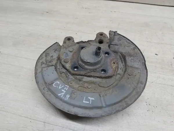 CV II KOTWICZNA LEWY TYŁ - Toyota Corolla Verso II Bak Vänster image 3