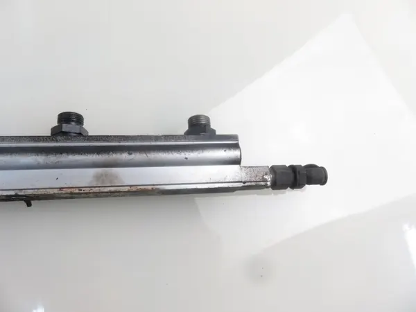 Fuel Distributor Scania R450 image 4