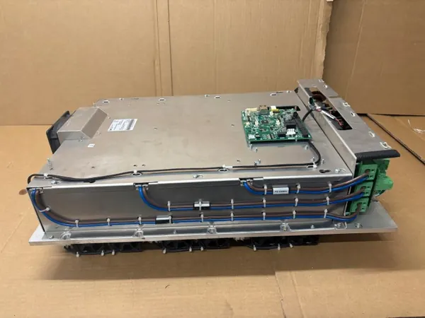 Station de charge WBG3 3PN IES 65A pour voitures électriques image 3