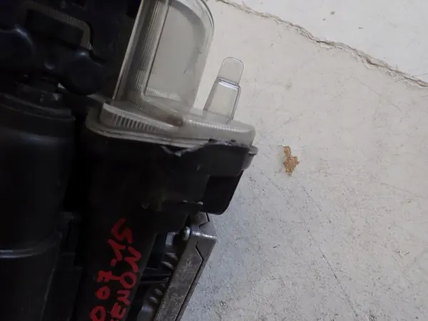 FARO ESQUERDO FIAT 500 XENON 51844937 image 4