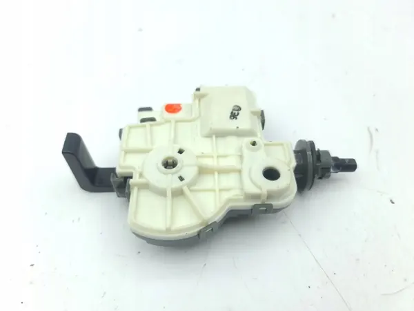 Actuateur trappe carburant Toyota RAV4 OEM AMD172086 image 6