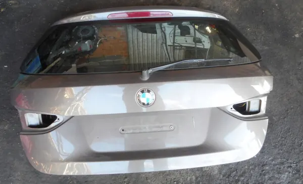 BMW X1 E84 Baklucka OEM B06 SPARKLING BRONZE image 2