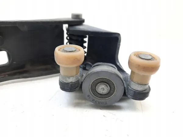 Rullo Centrale Porta Scorrevole Opel Vivaro 2016 93451865 image 3