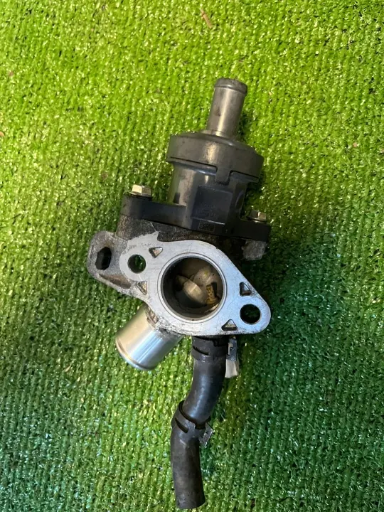 Toyota Wasserpumpe OEM 251086 - Gebrauchter Zustand image 3
