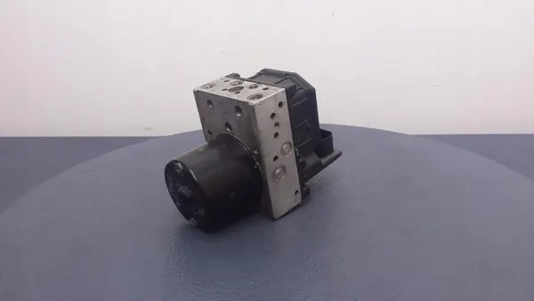 Skoda ABS/ESP-pumppu OEM 6Q0614417E Fabia I 1.4 image 9