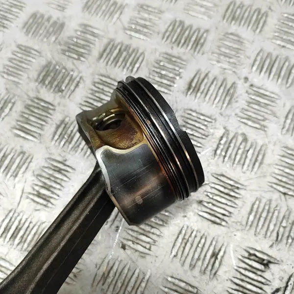 Kolv Opel Insignia A Sedan 2.0L 2009 OEM 89018108 image 7