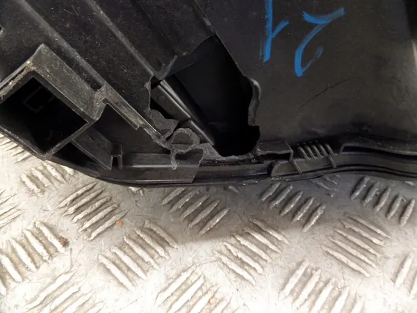 MERCEDES W205 FULL LED ILS LINKER LAMP image 9