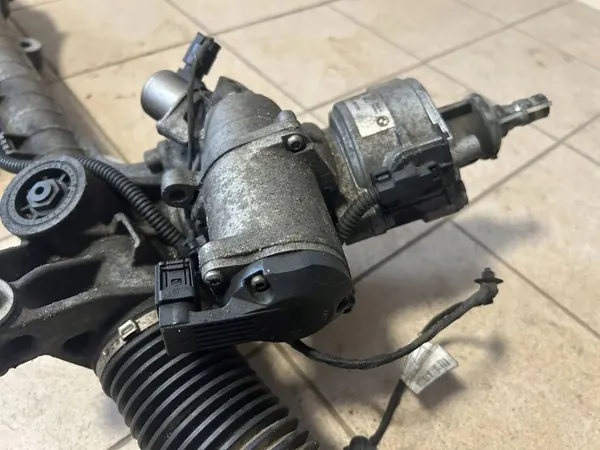 Stuurhuis OEM 6870796 voor BMW 7 F01 F02 F04 image 9