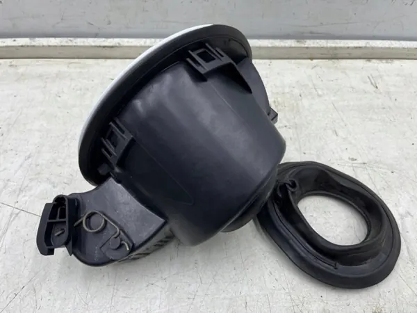 Trappe à carburant Ford OEM AM51-R27936-AH C-MAX image 3