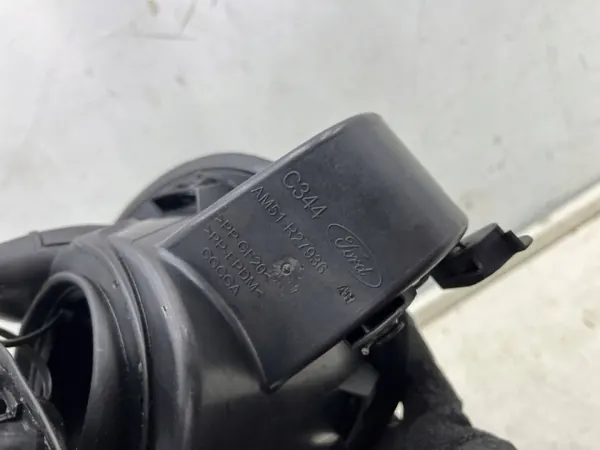 Trappe à carburant Ford OEM AM51-R27936-AH C-MAX image 6