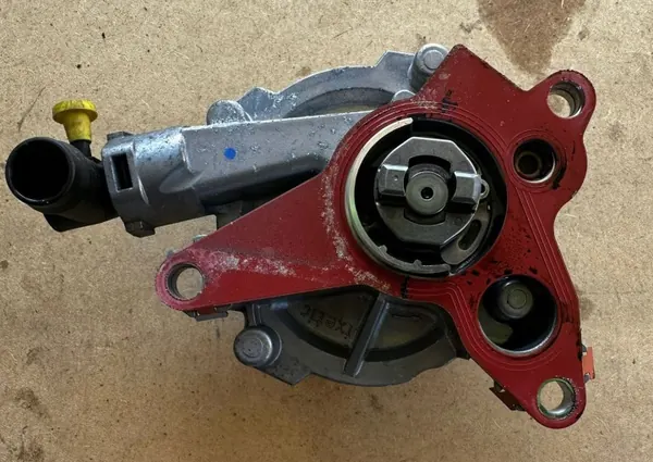 Bomba de vacío OEM 146503393R para Trafic/Vivaro/NV300 image 3