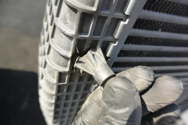 Intercooler Izquierdo Maserati Levante Ghibli 670009834 image 9