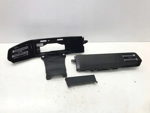 OEM 571858019 KULA3 VW Tiguan III konsolin tuuletusritilä image 2