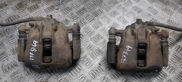 Bromssats Framaxel OEM ZACISK PRZÓD CARISMA 1.8 GDI image 6