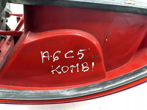 AUDI A6 C5 Combi Luz Trasera Derecha 4B9945096D image 2