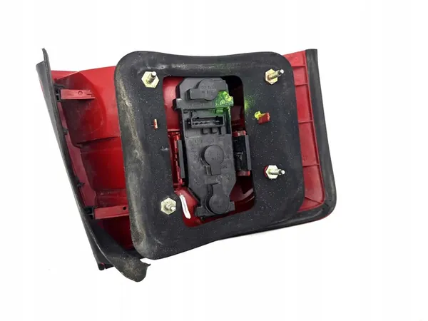 AUDI A6 C5 Combi Luz Trasera Derecha 4B9945096D image 3