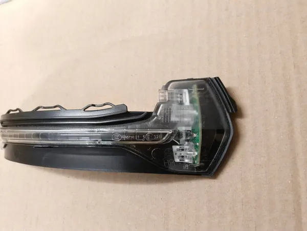Audi A3 S3 8V Luz de indicador de espelho 8v0949102b image 2