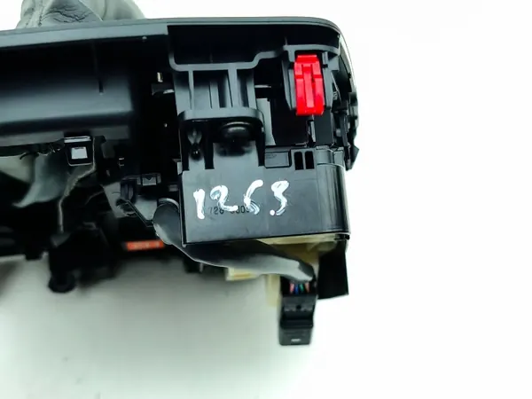 Toyota RAV4 XA50 Pookknop OEM 76L819 2020 image 6