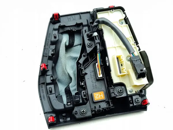 Toyota RAV4 XA50 Pookknop OEM 76L819 2020 image 7